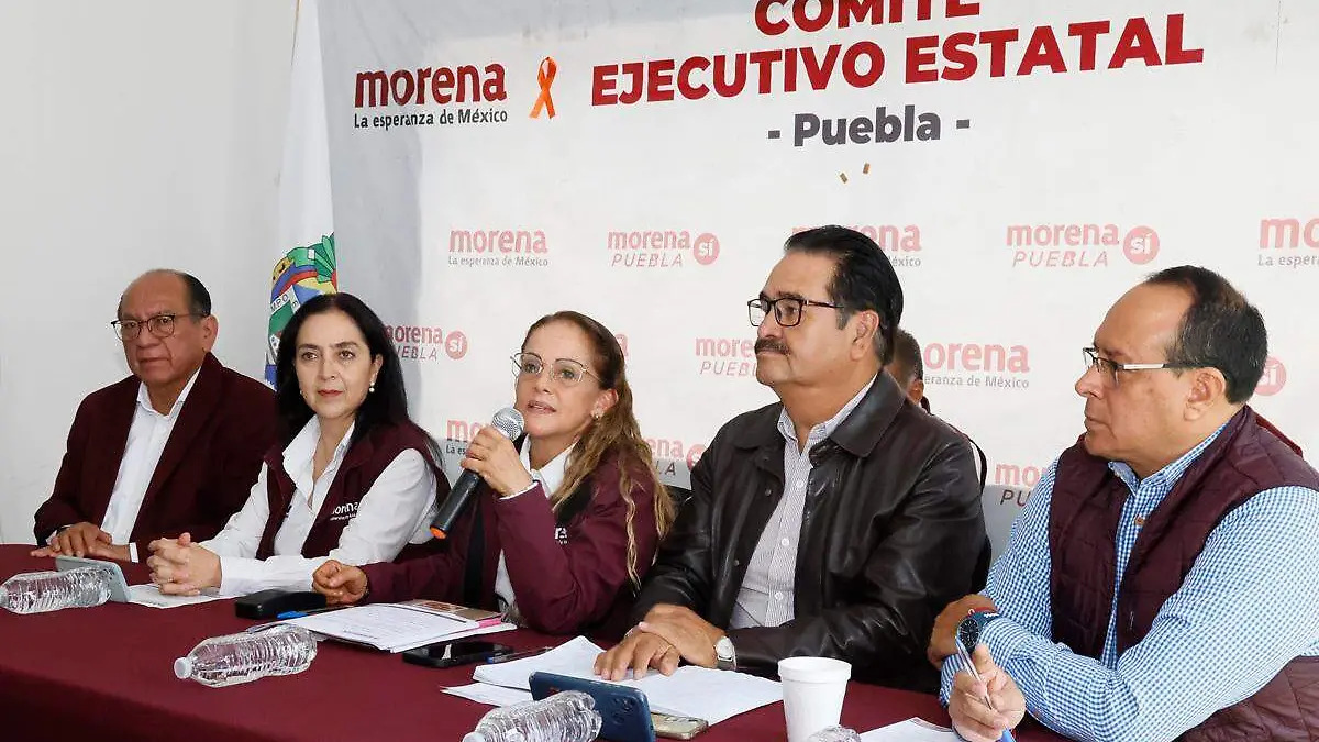 Morena Puebla, Olga Romero en conferencia de prensa